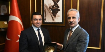 Bakan Uraloğlu, Maltalı mevkidaşı Farrugıa ile görüştü