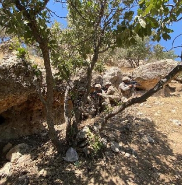 Bakan Yerlikaya Mardinde 3 terörist etkisiz hale getirildi