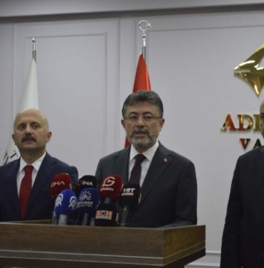 Bakan Yumaklı: Deprem bölgesine 8,8 milyar lira tarımsal destek ödemesi yaptık 4 Bakan Yumaklı Deprem bölgesine 88 milyar lira tarımsal destek ödemesi yaptık