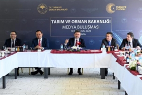 Bakan Yumaklı Jeotermal enerjinin tarımda kullanılması maliyet avantajı sağlayacak