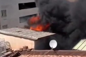 Bankanın çatısındaki klimanın motoru patladı, çıkan yangın söndürüldü 16 Bankanın çatısındaki klimanın motoru patladı çıkan yangın söndürüldü