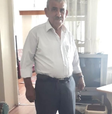 Bartında otomobiller kafa kafaya çarpıştı 2 ölü 1 yaralı 2