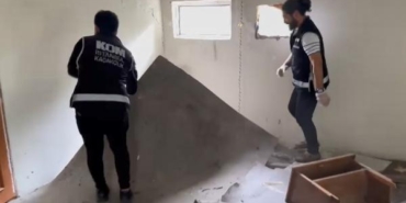 Başakşehirde metruk binaya tarihi eser operasyonu Çok sayıda sikke ele geçirildi