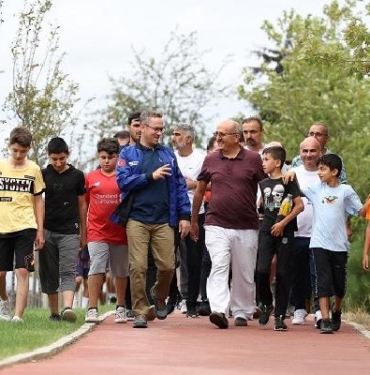 Başakşehirdeki 4 Etap Parkında yenileme ve genişletme çalışmaları tamamlandı