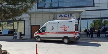 Batman'da gıda zehirlenmesi şüphesiyle 10 kişi hastaneye kaldırıldı 7 Batmanda gıda zehirlenmesi şüphesiyle 10 kişi hastaneye kaldırıldı