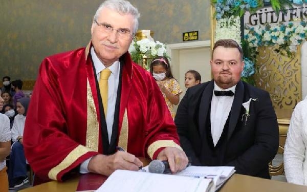 Belediye başkanının yeğeni kazada hayatını kaybetti