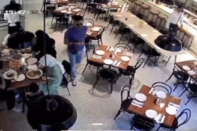 Beşiktaşta AVMde çanta hırsızlığı kamerada