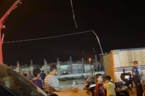 Beton pompasının hortumunun çarptığı işçi birinci kattan düştü