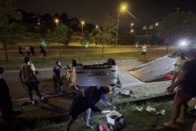 Beykozda bariyerlere çarpan otomobil takla attı 2 yaralı