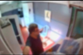 Beylikdüzü'nde cep telefonu hırsızı güvenlik kameralarına yakalandı 9 Beylikdüzünde cep telefonu hırsızı güvenlik kameralarına yakalandı