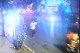 Beyoğlunda motosikletle 11 kişinin cep telefonunu çalan kapkaççı kamerada