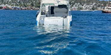 Bodrumda 11 metrelik motoryat battı