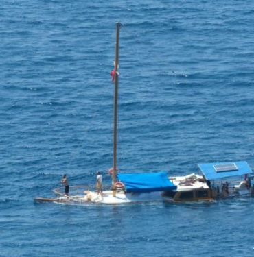 Bodrum'da kayalıklara oturan gulet battı, 3 kişi kurtarıldı 10 Bodrumda kayalıklara oturan gulet battı 3 kişi kurtarıldı