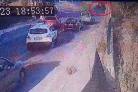 Bodrumda motosiklet sürücüsü ve köpeğinin yaralandığı su isale hattındaki patlama kamerada