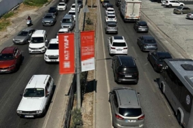 Bodrumda su isale hattı patladı cadde suyla doldu 2