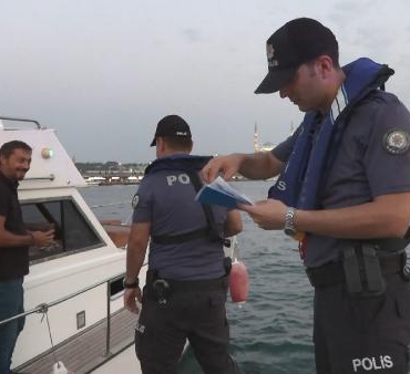 Boğazda tur ve eğlence teknelerine Huzur İstanbul denetimi