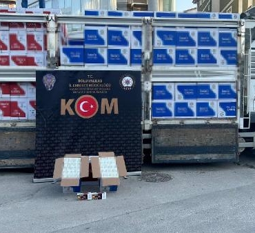 Boluda piyasa değeri 5 milyon TL olan kaçak tütün ürünleri ele geçirildi