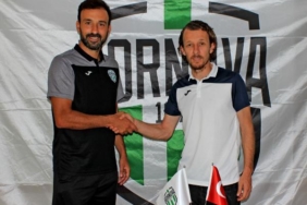 Bornovaya tecrübeli forvet