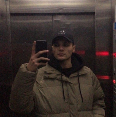 Bursada takla atan otomobilde emniyet kemeri kullanmayan 4 genç yola savruldu 2 ölü 2 ağır yaralı