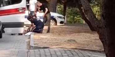 Büyükçekmece'de parkta yürürken silahlı saldırıya uğradı 27 Büyükçekmecede parkta yürürken silahlı saldırıya uğradı