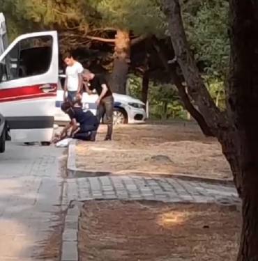 Büyükçekmecede parkta yürürken silahlı saldırıya uğradı