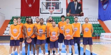 Çağdaş Bodrum parkeye indi