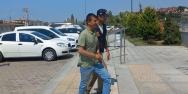Çanakkale'de göçmen kaçakçılığına 2 tutuklama 19 Çanakkalede göçmen kaçakçılığına 2 tutuklama