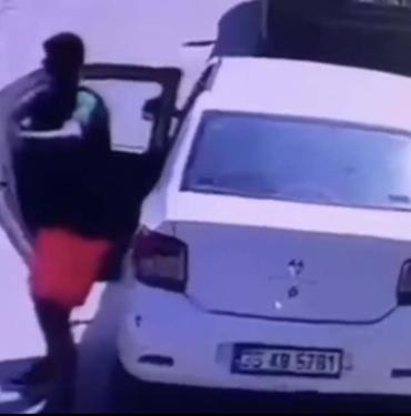 Çeşmede beach cluba alınmadığı için rastgele ateş açan 2 şüpheli tutuklandı