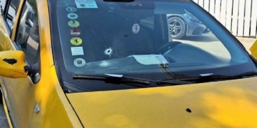 Çeşme'de beach club'a alınmadığı için rastgele ateş açan iki şüpheli yakalandı 29 Çeşmede beach cluba alınmadığı için rastgele ateş açan iki şüpheli yakalandı