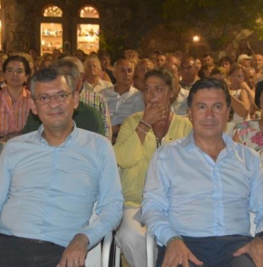 CHP Grup Başkanı Özgür Özel Seçmende duygusal kopuş var