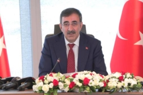 Cumhurbaşkanı Yardımcısı Cevdet Yılmaz: Orta Vadeli Program Eylül'de toplumla paylaşılmış olacak 17 Cumhurbaşkanı Yardımcısı Cevdet Yılmaz Orta Vadeli Program Eylülde toplumla paylaşılmış olacak