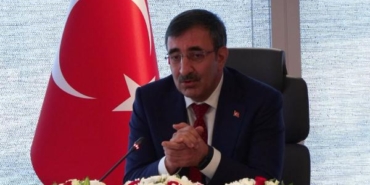 Cumhurbaşkanı Yardımcısı Yılmaz: Hedefimiz enflasyonu tek haneye indirmek 11 Cumhurbaşkanı Yardımcısı Yılmaz Hedefimiz enflasyonu tek haneye indirmek