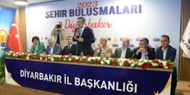 Cumhurbaşkanı Yardımcısı Yılmaz: Hiçbir terör örgütünün gücü annelere yetmez (2) 3 Cumhurbaşkanı Yardımcısı Yılmaz Hiçbir terör örgütünün gücü annelere yetmez 2