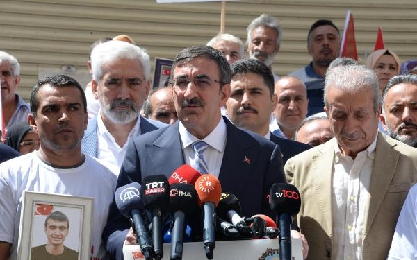 Cumhurbaşkanı Yardımcısı Yılmaz Hiçbir terör örgütünün gücü annelere yetmez