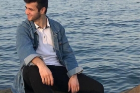 Denizde boğulan üniversiteli Enes, son yolculuğuna uğurlandı 39 Denizde boğulan üniversiteli Enes son yolculuğuna uğurlandı