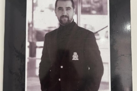 Depremde yaşamını yitiren DHA muhabiri İzzet Nazlı, basın cemiyetine onursal başkan seçildi 10 Depremde yaşamını yitiren DHA muhabiri İzzet Nazlı basın cemiyetine onursal başkan seçildi