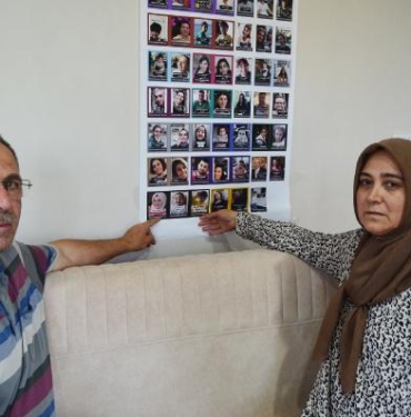 Depremde yıkılan Rönesans Rezidansta kalan kızı ve torunundan 6 aydır haber alamıyor