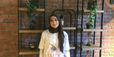 Depremzede Zeynep beyaz önlük giyme hayaliyle YKSye çalıştı Türkiye 19uncusu oldu