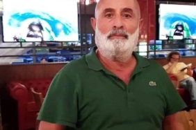 Devrilen traktörün altında kalan çiftçi öldü