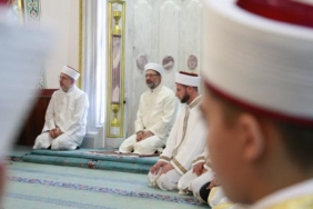 Diyanet İşleri Başkanı Erbaş, Yalova'da hafızlık icazet törenine katıldı 5 Diyanet İşleri Başkanı Erbaş Yalovada hafızlık icazet törenine katıldı
