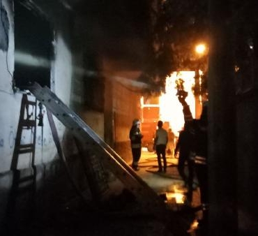 Diyarbakırda apartman dairesinde yangın