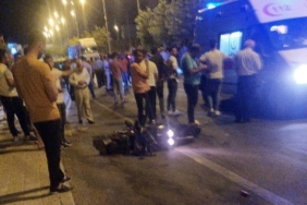 Diyarbakır’da otomobilin çarptığı motosiklet sürücüsü ağır yaralandı 28 Diyarbakırda otomobilin çarptığı motosiklet sürücüsü ağır yaralandı