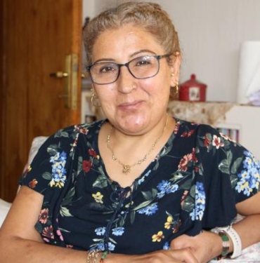 Dolandırıcılara 12 bin 500 dolar kaptıran emekli hemşire İnternette gördüğünüz her şeye kapılmayın