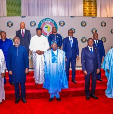 ECOWAS, 10 Ağustos’ta tekrar toplanacak 7 ECOWAS 10 Ağustosta tekrar toplanacak