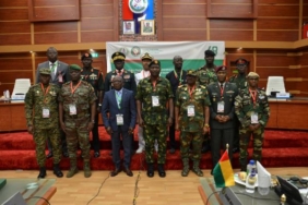 ECOWAS Genel Kurmay Başkanları Nijere müdahale için Ganada toplanıyor