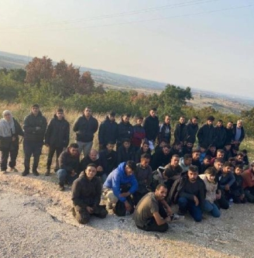 Edirne’de 53 kaçak göçmen yakalandı
