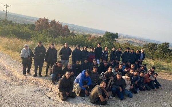Edirne’de 53 kaçak göçmen yakalandı 6 Edirne’de 53 kaçak göçmen yakalandı