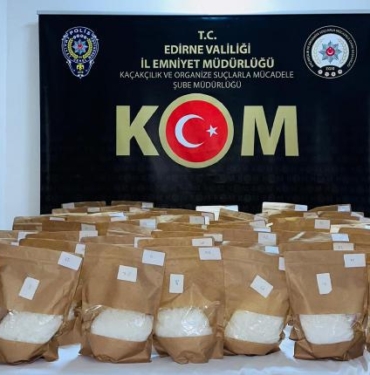 Edirne'de 72 kilo metamfetamin ele geçirildi 5 Edirnede 72 kilo metamfetamin ele geçirildi