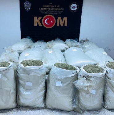 Edirnede 720 kilo damiana çayı ele geçirildi