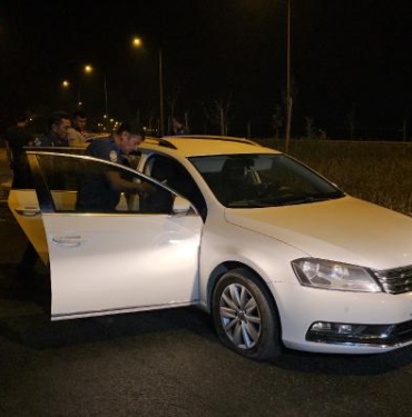 Ehliyetsiz sürücü ve arkadaşları 70 kilometre süren takiple yakalandı